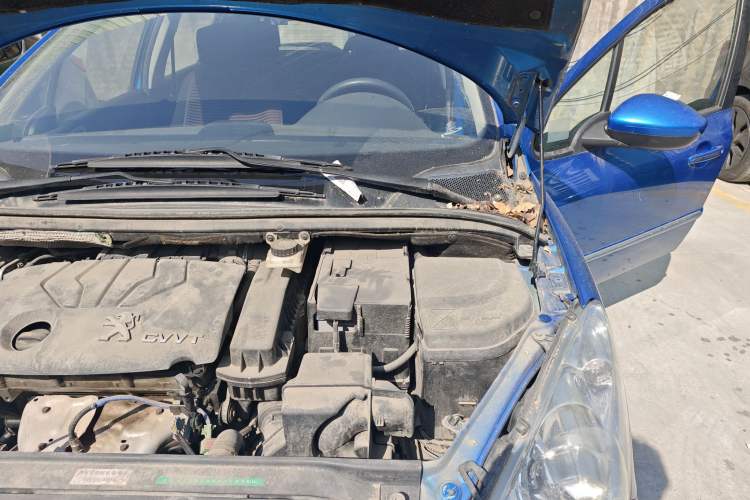 Used Peugeot 307 2013 Hatchback 1.6L Manual Comfort Edition Engine Bay Left