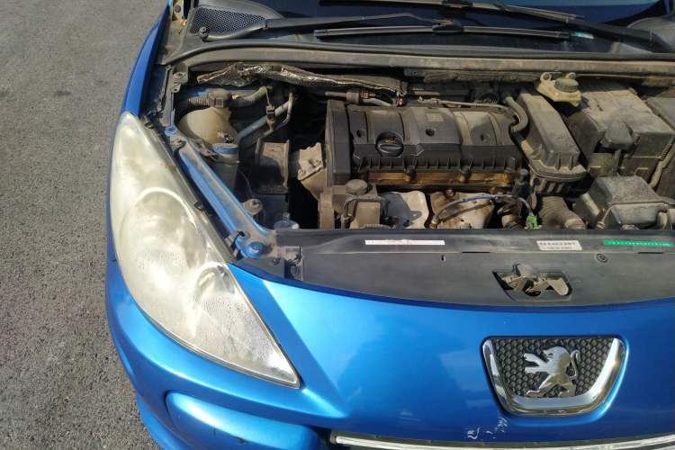Used Peugeot 307 2013 Hatchback 1.6L Manual Comfort Edition Engine Bay Right
