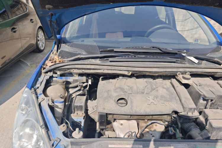 Used Peugeot 307 2013 Hatchback 1.6L Manual Comfort Edition Engine Bay Right