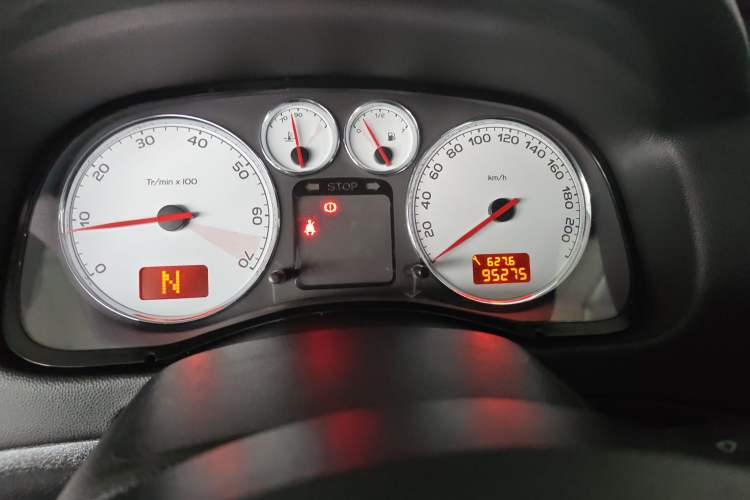 Used Peugeot 307 2013 Hatchback 1.6L Automatic Comfort Edition Instrument Cluster