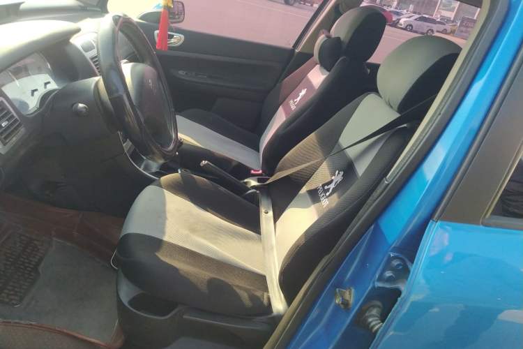 Used Peugeot 307 2013 Hatchback 1.6L Manual Comfort Edition Left Front Seat