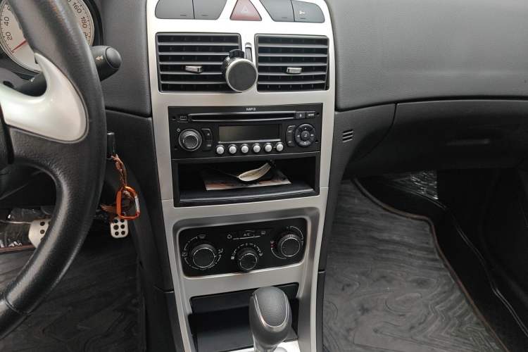 Used Peugeot 307 2013 1.6L Automatic CROSS Audio And AC Panel
