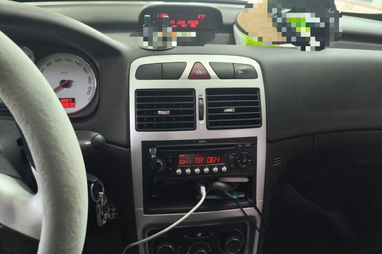 Used Peugeot 307 2013 1.6L Automatic CROSS Audio And AC Panel