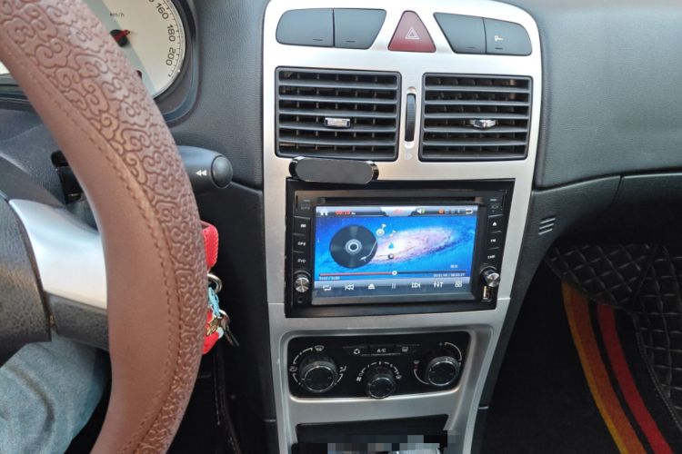 Used Peugeot 307 2013 1.6L Automatic CROSS Audio And AC Panel