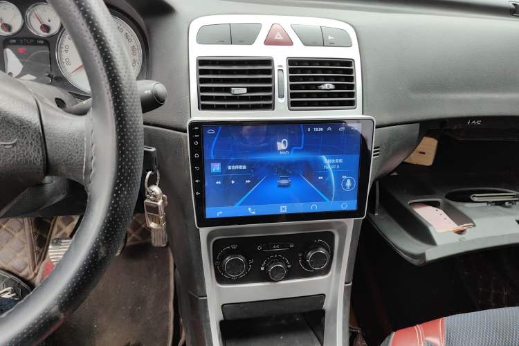 Used Peugeot 307 2013 Hatchback 1.6L Manual Comfort Edition Audio And AC Panel