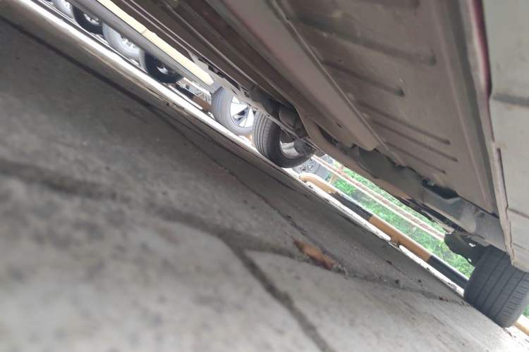 Used Peugeot 307 2013 1.6L Automatic CROSS Chassis Front Left