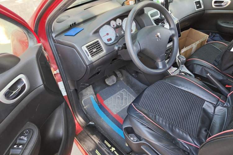 Used Peugeot 307 2013 Hatchback 1.6L Automatic Comfort Edition Driver Seat