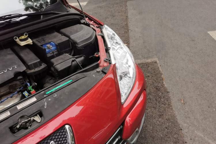 Used Peugeot 307 2013 1.6L Automatic CROSS Engine Bay Left