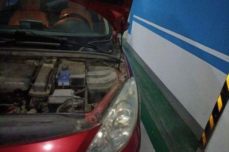 Used Peugeot 307 2013 1.6L Automatic CROSS Engine Bay Left