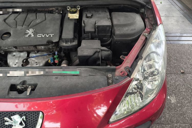 Used Peugeot 307 2013 1.6L Automatic CROSS Engine Bay Left
