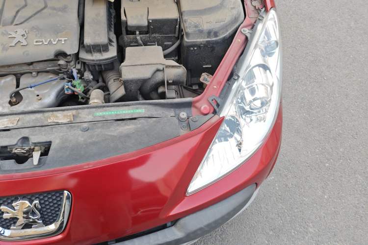 Used Peugeot 307 2013 1.6L Automatic CROSS Engine Bay Left