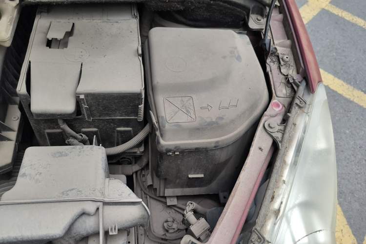 Used Peugeot 307 2013 Hatchback 1.6L Automatic Comfort Edition Engine Bay Left