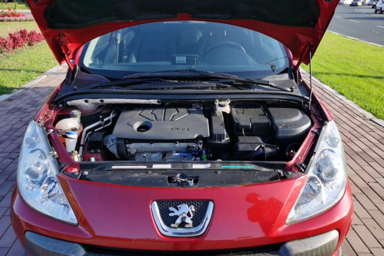 Used Peugeot 307 2013 1.6L Automatic CROSS Engine Bay