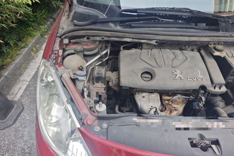 Used Peugeot 307 2013 Hatchback 1.6L Manual Comfort Edition Engine Bay Right