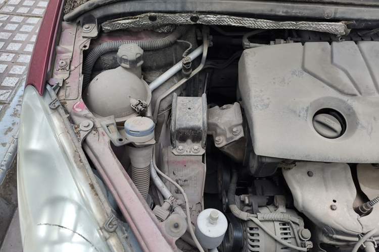 Used Peugeot 307 2013 Hatchback 1.6L Automatic Comfort Edition Engine Bay Right