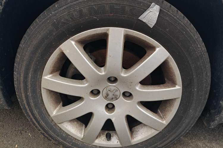 Used Peugeot 307 2013 1.6L Automatic CROSS Exterior 1