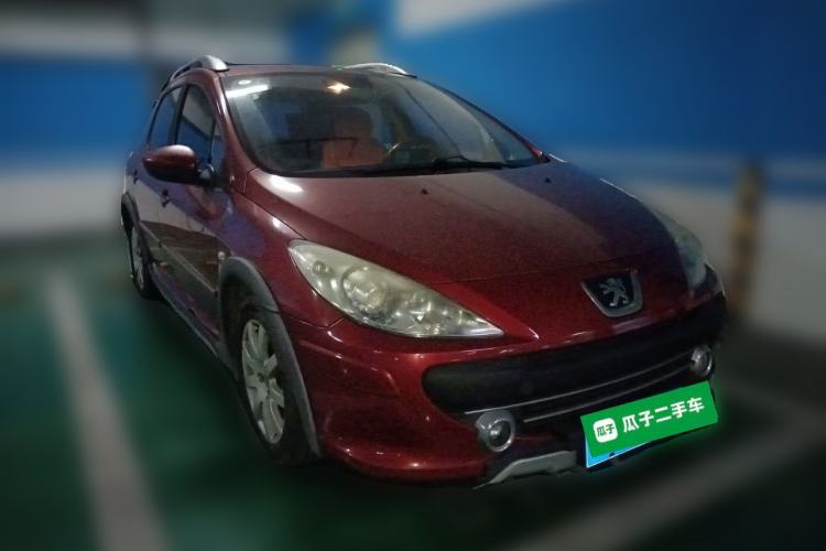 Used Peugeot 307 2013 1.6L Automatic CROSS Front Right 45 Deg