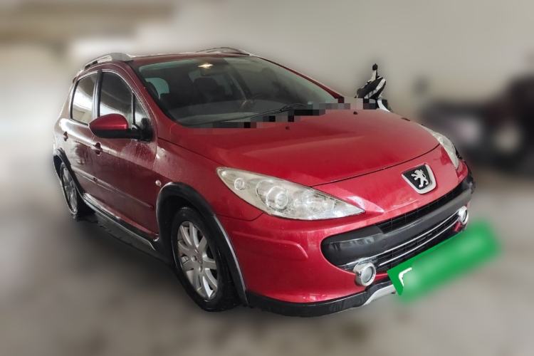 Used Peugeot 307 2013 1.6L Automatic CROSS Front Right 45 Deg