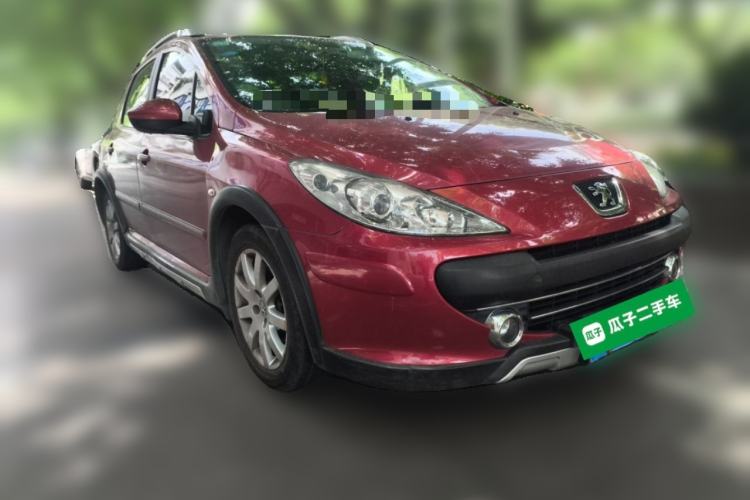 Used Peugeot 307 2013 1.6L Automatic CROSS Front Right 45 Deg