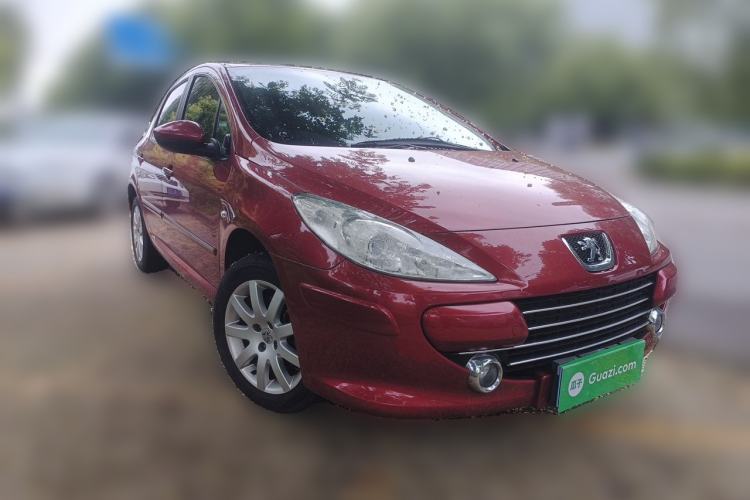 Used Peugeot 307 2013 Hatchback 1.6L Automatic Comfort Edition Front Right 45 Deg