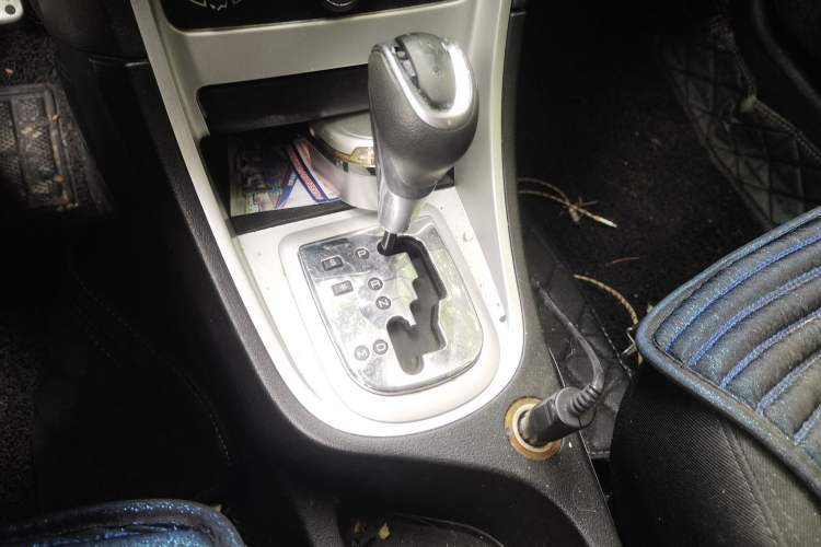 Used Peugeot 307 2013 1.6L Automatic CROSS Gear Lever
