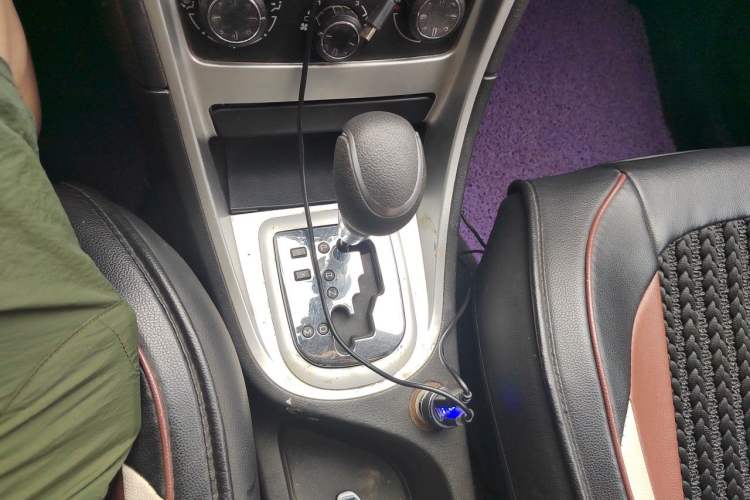 Used Peugeot 307 2013 1.6L Automatic CROSS Gear Lever