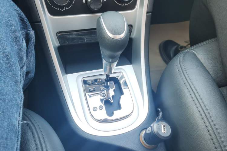 Used Peugeot 307 2013 1.6L Automatic CROSS Gear Lever