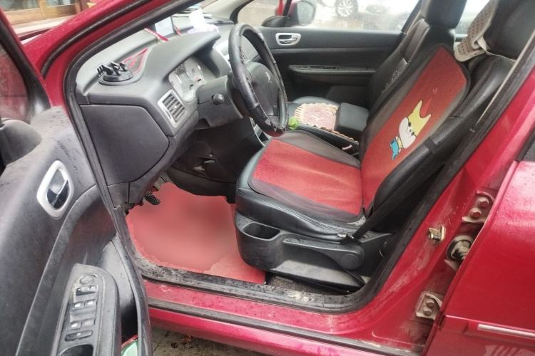 Used Peugeot 307 2013 Hatchback 1.6L Manual Comfort Edition Left Front Seat