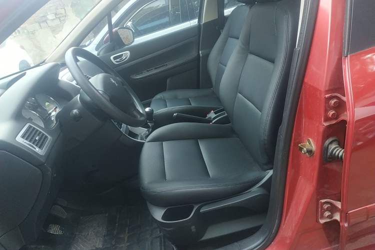 Used Peugeot 307 2013 Hatchback 1.6L Manual Comfort Edition Left Front Seat
