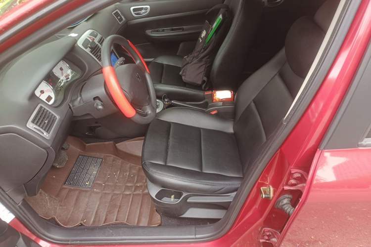 Used Peugeot 307 2013 Hatchback 1.6L Automatic Comfort Edition Left Front Seat