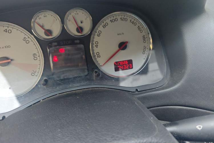Used Peugeot 307 2013 Hatchback 1.6L Manual Comfort Edition Odometer Close Up
