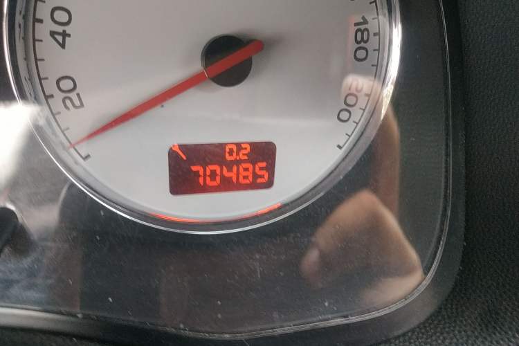 Used Peugeot 307 2013 Hatchback 1.6L Manual Comfort Edition Odometer Close Up