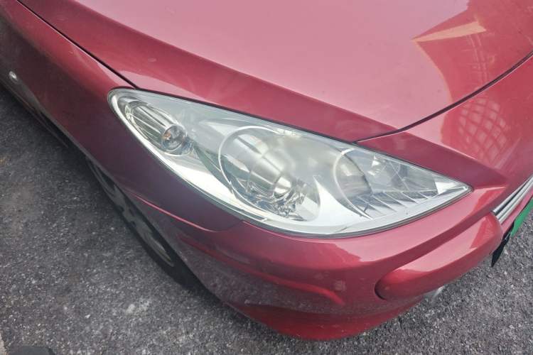 Used Peugeot 307 2013 Hatchback 1.6L Manual Comfort Edition Right Front Headlight