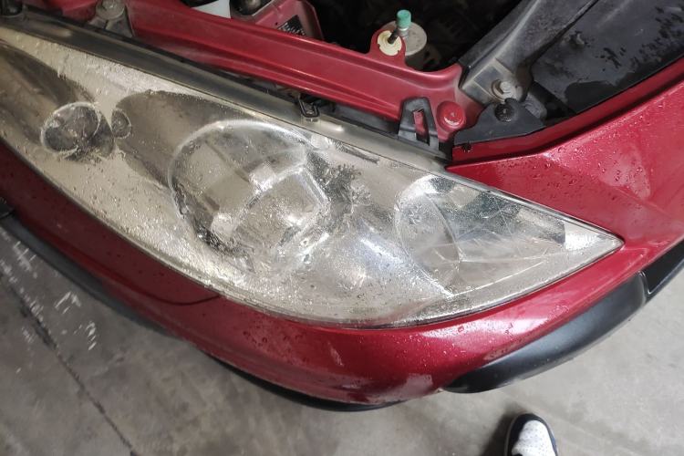 Used Peugeot 307 2013 1.6L Automatic CROSS Right Front Headlight