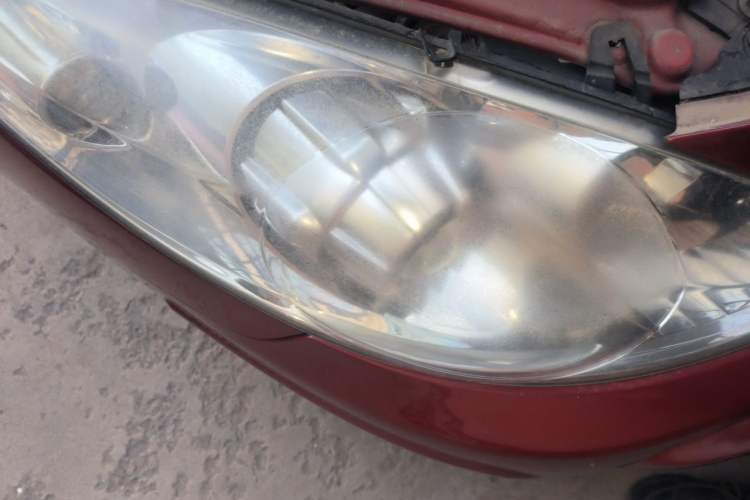 Used Peugeot 307 2013 Hatchback 1.6L Manual Comfort Edition Right Front Headlight