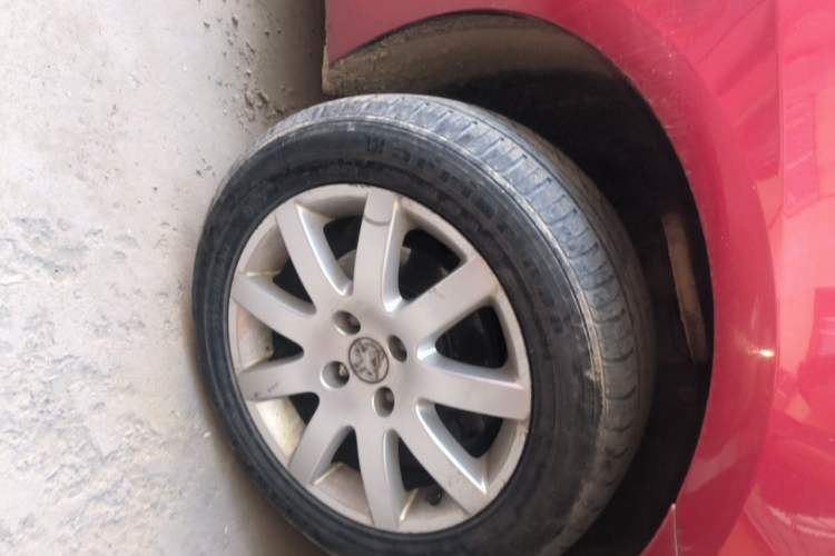 Used Peugeot 307 2013 Hatchback 1.6L Manual Comfort Edition Right Front Wheel Hub