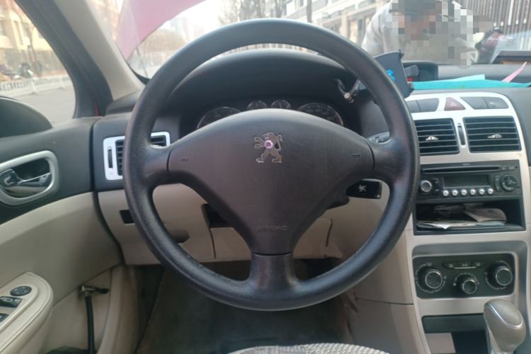 Used Peugeot 307 2013 Hatchback 1.6L Automatic Comfort Edition Steering Wheel