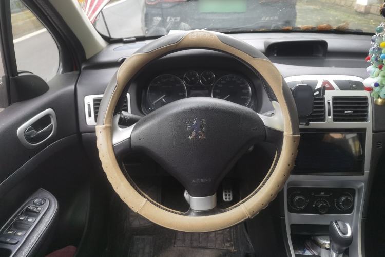 Used Peugeot 307 2013 1.6L Automatic CROSS Steering Wheel