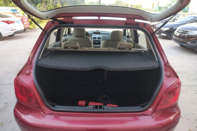 Used Peugeot 307 2013 Hatchback 1.6L Automatic Comfort Edition Trunk