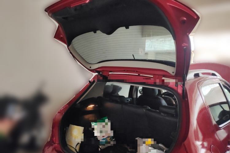 Used Peugeot 307 2013 1.6L Automatic CROSS Trunk