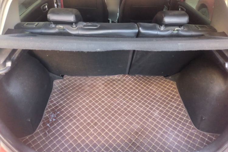 Used Peugeot 307 2013 Hatchback 1.6L Manual Comfort Edition Trunk