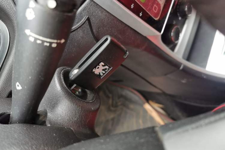 Used Peugeot 307 2013 1.6L Automatic CROSS Vehicle Key