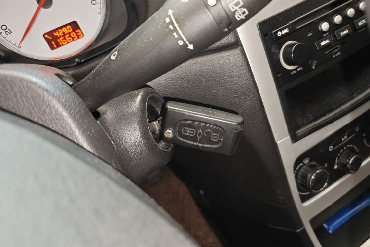 Used Peugeot 307 2013 Hatchback 1.6L Automatic Comfort Edition Vehicle Key