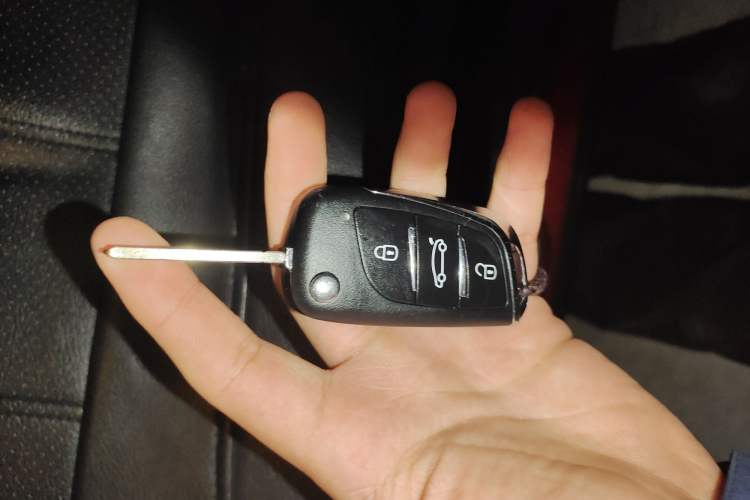 Used Peugeot 307 2013 1.6L Automatic CROSS Vehicle Key