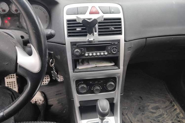 Used Peugeot 307 2013 1.6L Automatic CROSS Audio And AC Panel
