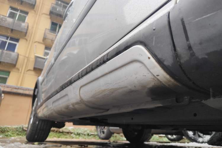 Used Peugeot 307 2013 1.6L Automatic CROSS Chassis Front Right