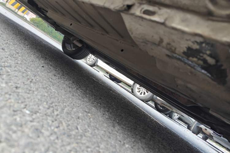 Used Peugeot 307 2013 Hatchback 1.6L Manual Comfort Edition Chassis Front Right