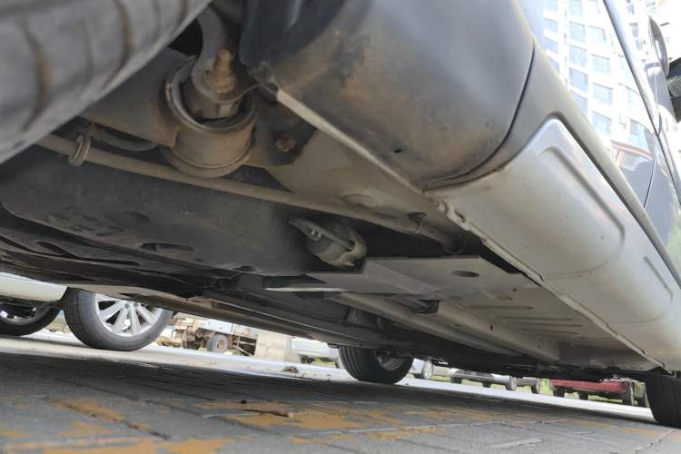 Used Peugeot 307 2013 1.6L Manual CROSS Chassis Rear Right