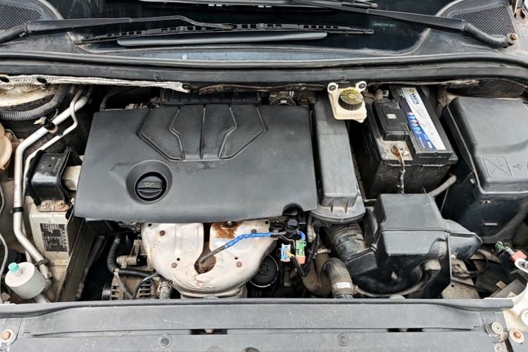 Used Peugeot 307 2013 Hatchback 1.6L Manual Comfort Edition Engine Bay