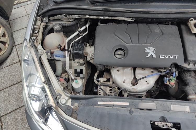 Used Peugeot 307 2013 1.6L Automatic CROSS Engine Bay Right